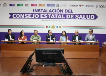 Manolo Jiménez toma maldición a los integrantes del Consejo Estatal de Salud
