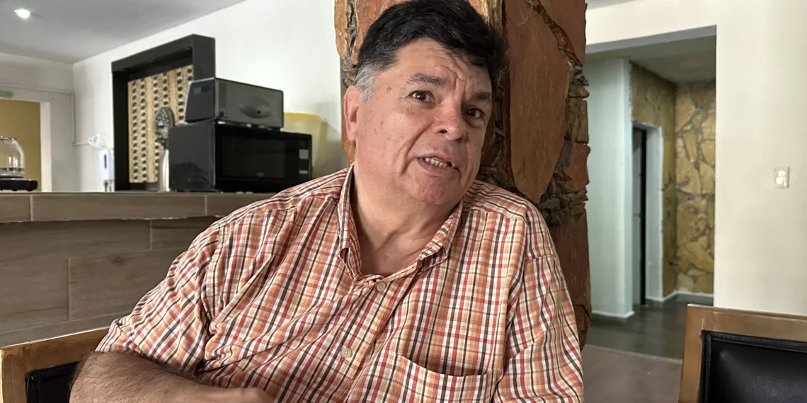 Empresario hotelero pide no especular sobre retiro de visa a funcionaria estatal