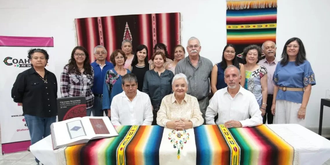 Arranca curso de tejido airoso dirigido a artesanos dedicado al sarape de Saltillo