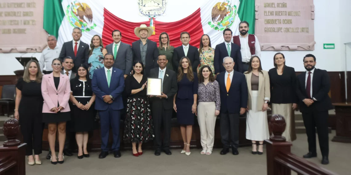 Reconoce Congreso de Coahuila a la colegio Tecnológica de Parras de la Fuente