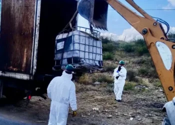 Retira CIMARI más de 3 toneladas de pilas de tiradero clandestino en Ramos Arispe