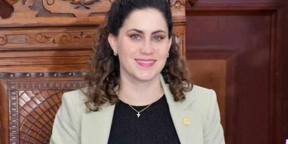 Proponen redes de apoyo entre jóvenes para prevención del suicidio