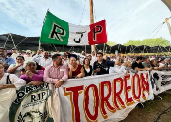 Trabajadores del IMSS exigen regreso al régimen de jubilaciones en entrevista de Sheinbaum