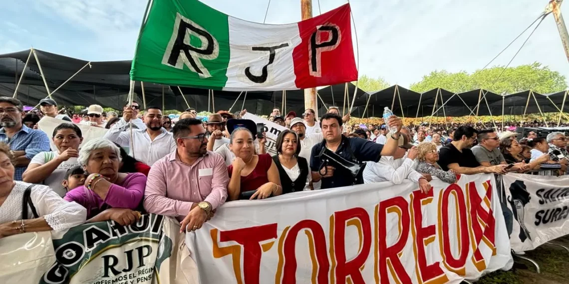 Trabajadores del IMSS exigen regreso al régimen de jubilaciones en entrevista de Sheinbaum