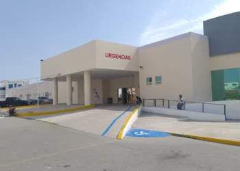 Hospitalizan a niño de ocho años, por beber veneno para ratas