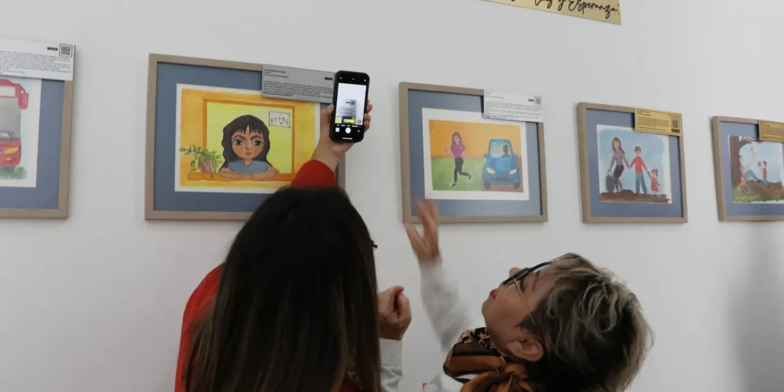 Inauguran la exposición “Voces de Luz y Esperanza” en Saltillo