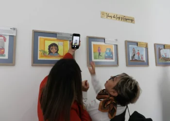 Inauguran la exposición “Voces de Luz y Esperanza” en Saltillo
