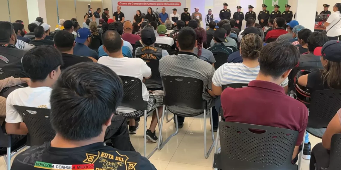 Realiza Frontera curso teórico y práctico para motociclistas