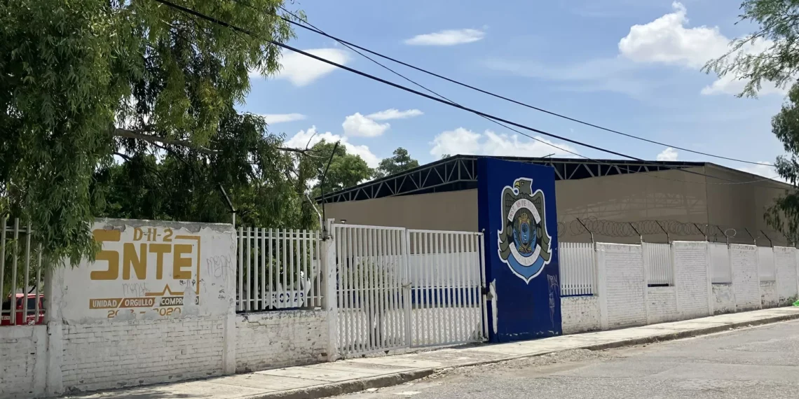 ¡Otro día más sin clases! Sigue paro oficial en Instituto 18 de Marzo