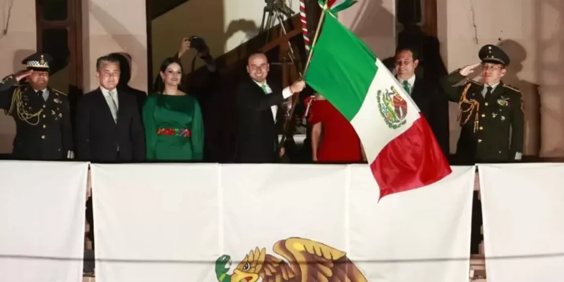 Manolo Jiménez conmemora en Saltillo el 215 aniversario del Grito de Independencia