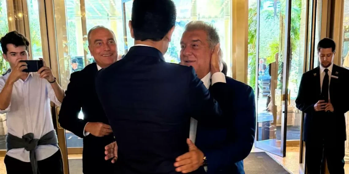 Laporta asiste como turista a la asamblea de la ECA y vuelve a acercar posturas con la UEFA