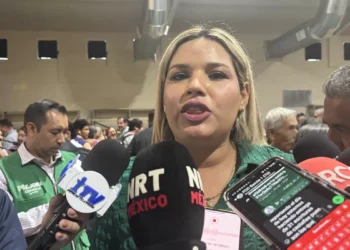 Alcaldesa de Castaños entrega obras, escrituras y refuerza seguridad con apoyo gubernamental