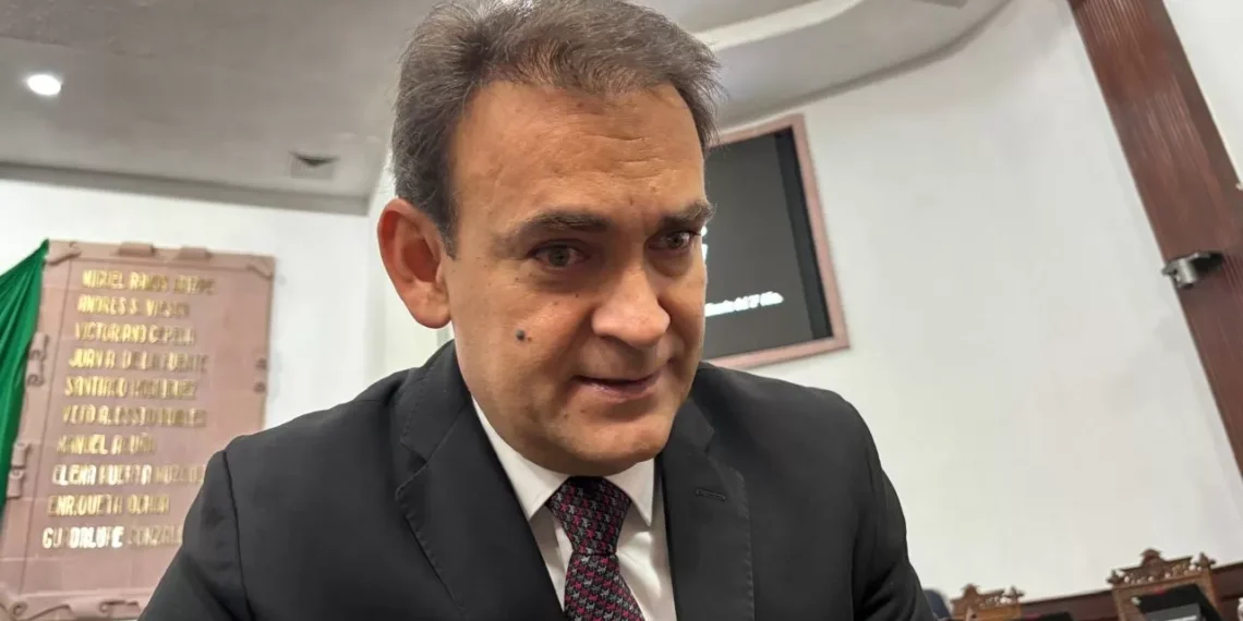 Desmiente Álvaro Moreira retiro de visas a priistas coahuilenses