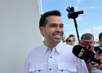 Culpa Álvarez Máynez a estrategia fallida de Morena por fragilidad en el país