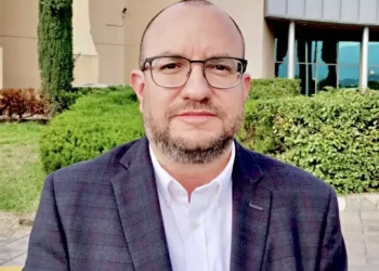 Cambian vacuna Abdala por Pfizer y Moderna