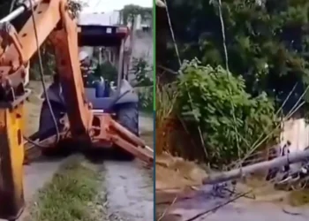 Alcalde quiso brindar una obra y termina estrellándose con un poste de luz