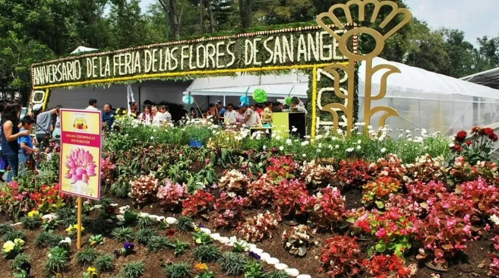 Encarece Casarín Feria de las Flores