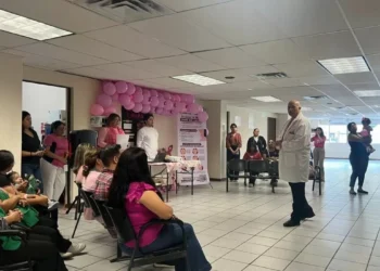 Inician actividades del mes rosa, dedicado a la prevención y concienciación sobre el Cáncer de busto