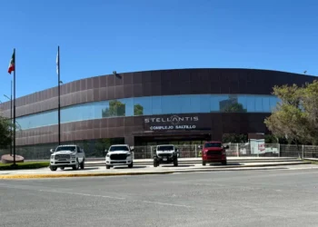 Stellantis reafirma confianza en Coahuila y prevé expansión hacia 2026