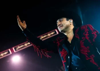 Julión Álvarez está de estreno: Lanza dos temas de Joss Favela