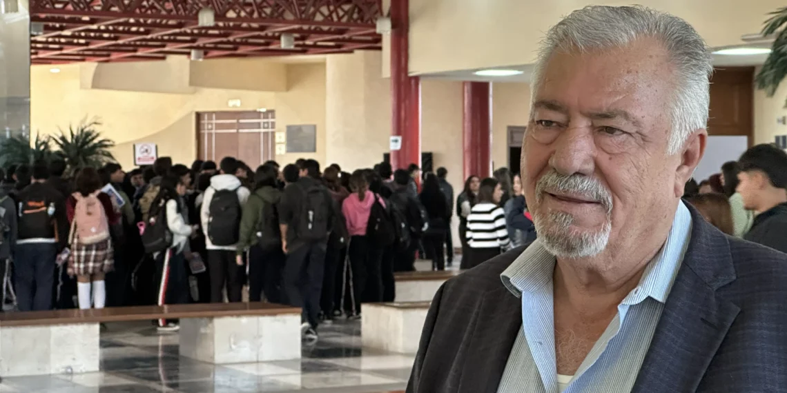 Realiza UAdeC feria de oferta educativa