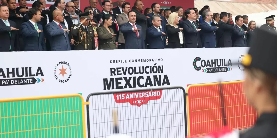 Histórico desfile de la revolución mexicana en Múzquiz