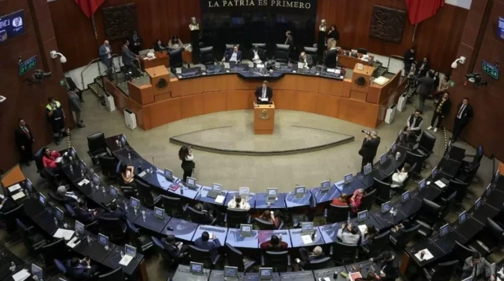 En la Cámara de Senadores, gastan 4.5 mdp en viajes al extranjero