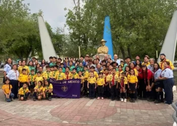 Recibe sacerdote scout coahuilense máxima condecoración escultista nacional