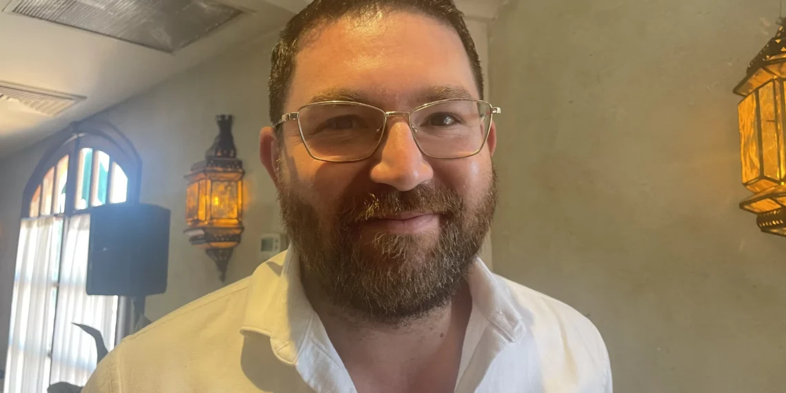 En escudriñamiento de terreno para la Subestación de Bomberos Saltillo en Mirasierra