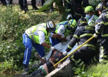 Canal Nacional convertido en cementerio clandestino… Hallan cádaver flotando
