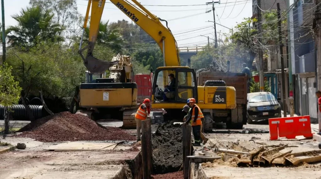 Adolfo Cerqueda presenta avances del Plan Oriente rumbo al Informe 2025