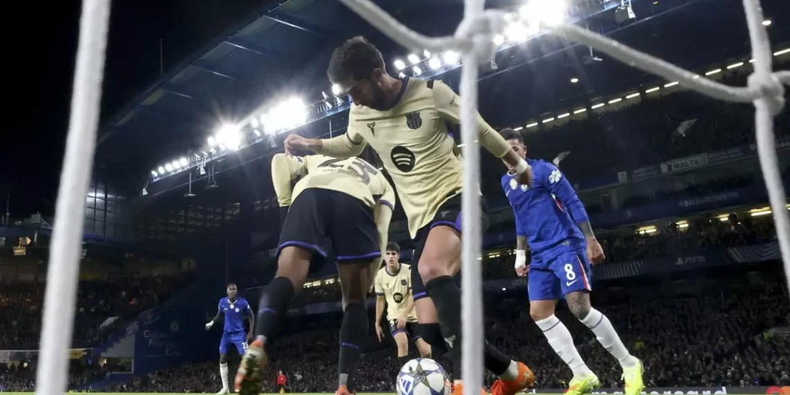 El Barça se inmola en Stamford Bridge