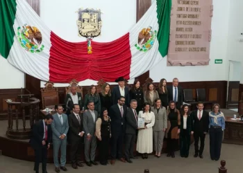 Titular de la CDHEC presentó su Informe de Actividades 2025 ante el Congreso del estamento