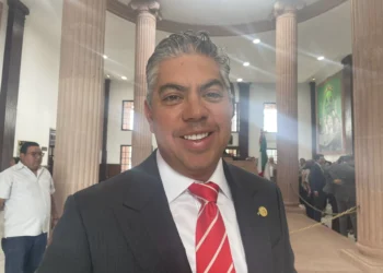 Gestiona diputado Alfredo Paredes esquemas de empleo temporal para obreros de AHMSA