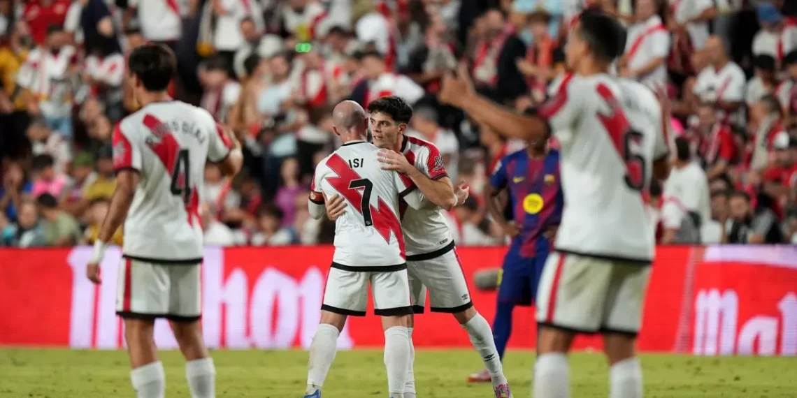 Diez aficionados del Rayo Vallecano heridos en pincho emboscada de ultras del Jagiellonia en Polonia