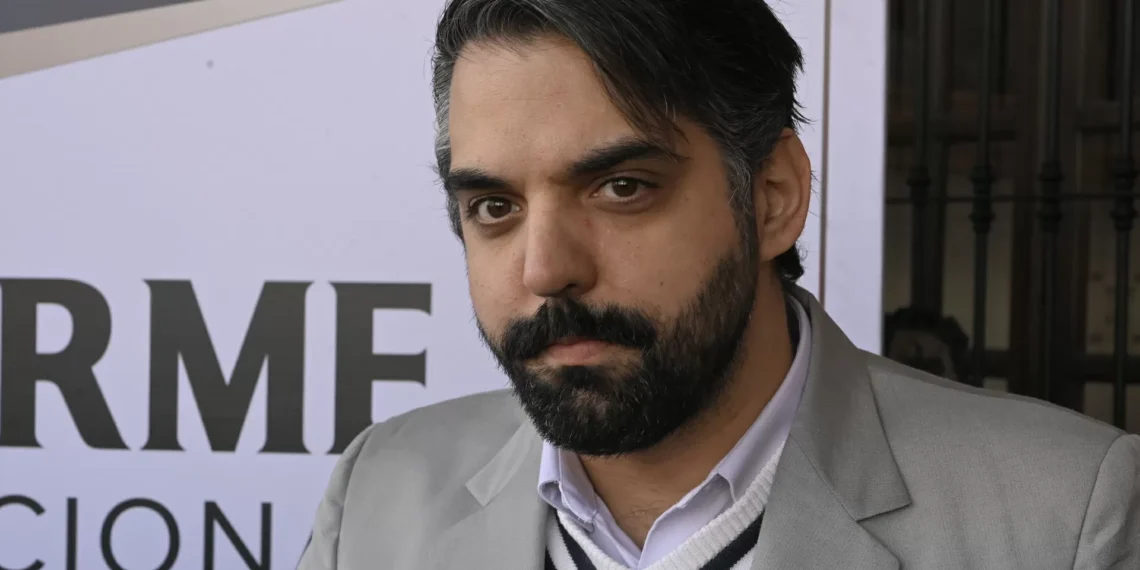 Attolini genera polémica por tuit tras accidente en Tren