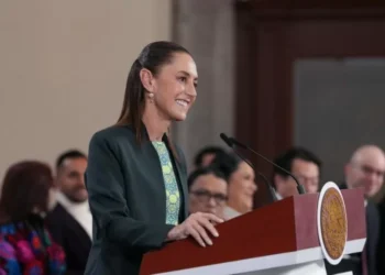 Se consolida Sheinbaum en aprobación global 2025: Única mandataria latinoamericana mejor calificada