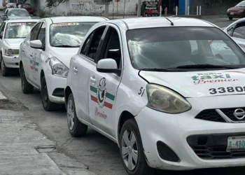 Pide CTM reportar a malos taxistas