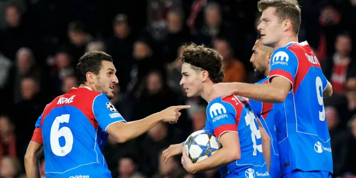 El Atlético remonta al PSV y el Liverpool reduce al Inter en Milán