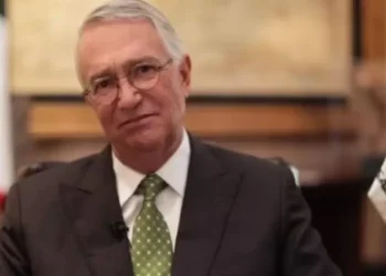 Paga Salinas 10 mmdp por deuda, cubrirá 22 mmdp más en 18 “abonos chiquitos”