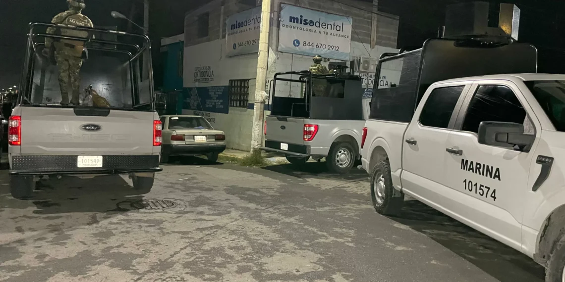 Realizan cuatro cateos simultáneos; hay tres detenidos