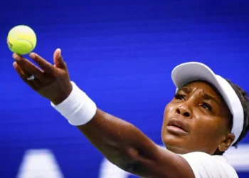 Venus Williams da prestigio al Open de Australia y bate un récord a sus 45 años