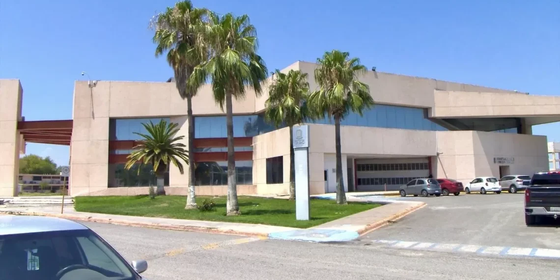 Presenta la UAdeC crecimiento de 17% en su matrícula en Regiones Centro y guía