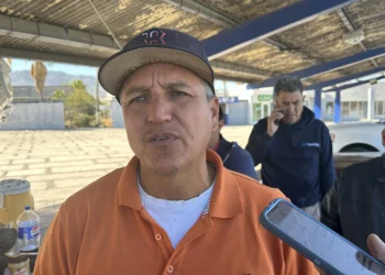 Cuestiona obrero de AHMSA disidente a Ismael Leija Escalante