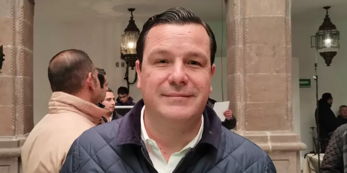 Mantiene FGE abierta carpeta de investigación tras crimen de Cris Hernán