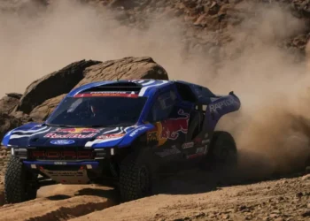 pincho docena de aspirantes al tuareg: de Carlos Sainz y Nani Roma a Loeb y Al Attiyah
