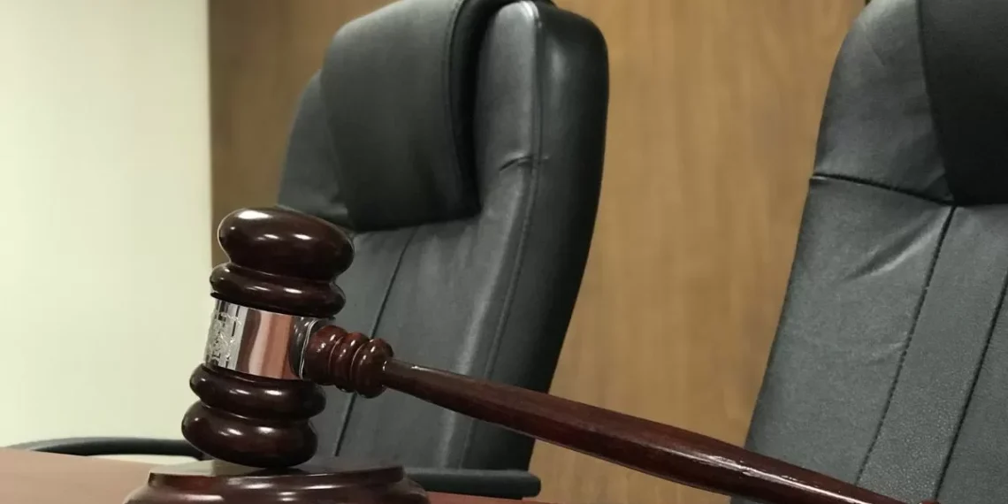 Ordena Juez aprehensión de maestro de kinder por abuso sensual a menor