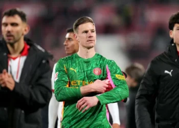 Ter Stegen rescata al Girona en su debut