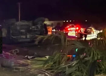 Fallece conductor de un Jeep tras volcarse en carretera Allende-Morelos
