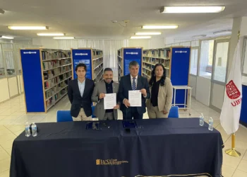 FACSA y Educación firman convenio para atender salud mental de 7 mil alumnos de La fuente